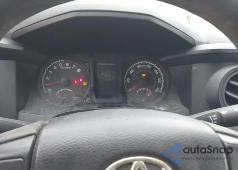 2017 Toyota Tacoma Sr z USA, uszkodzony, nr VIN 5TFRX5GN2HX076064